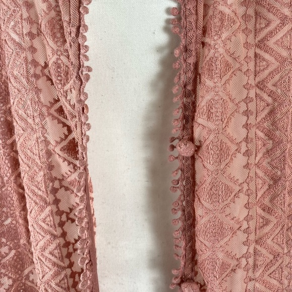 C Wonder Pink Boho Lace Vest size medium EUC - Picture 10 of 10